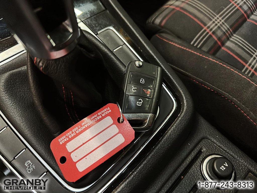 2018 Volkswagen Golf GTI in Granby, Quebec - 20 - w1024h768px