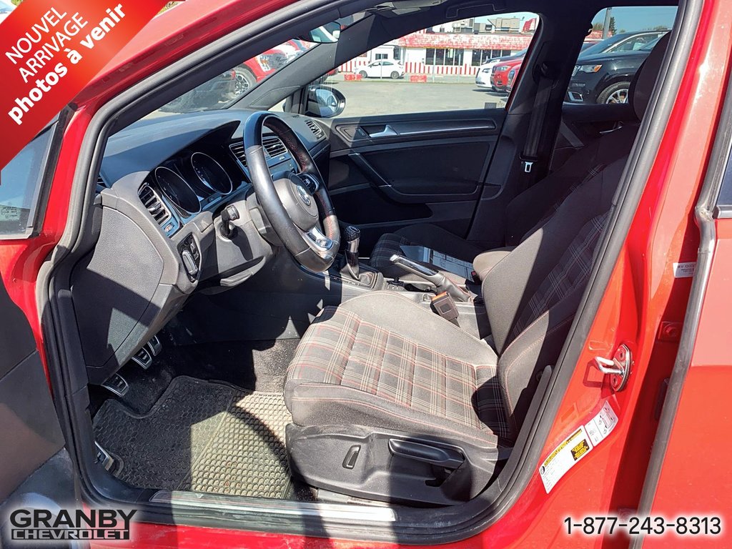 2018 Volkswagen Golf GTI Autobahn in Granby, Quebec - 9 - w1024h768px