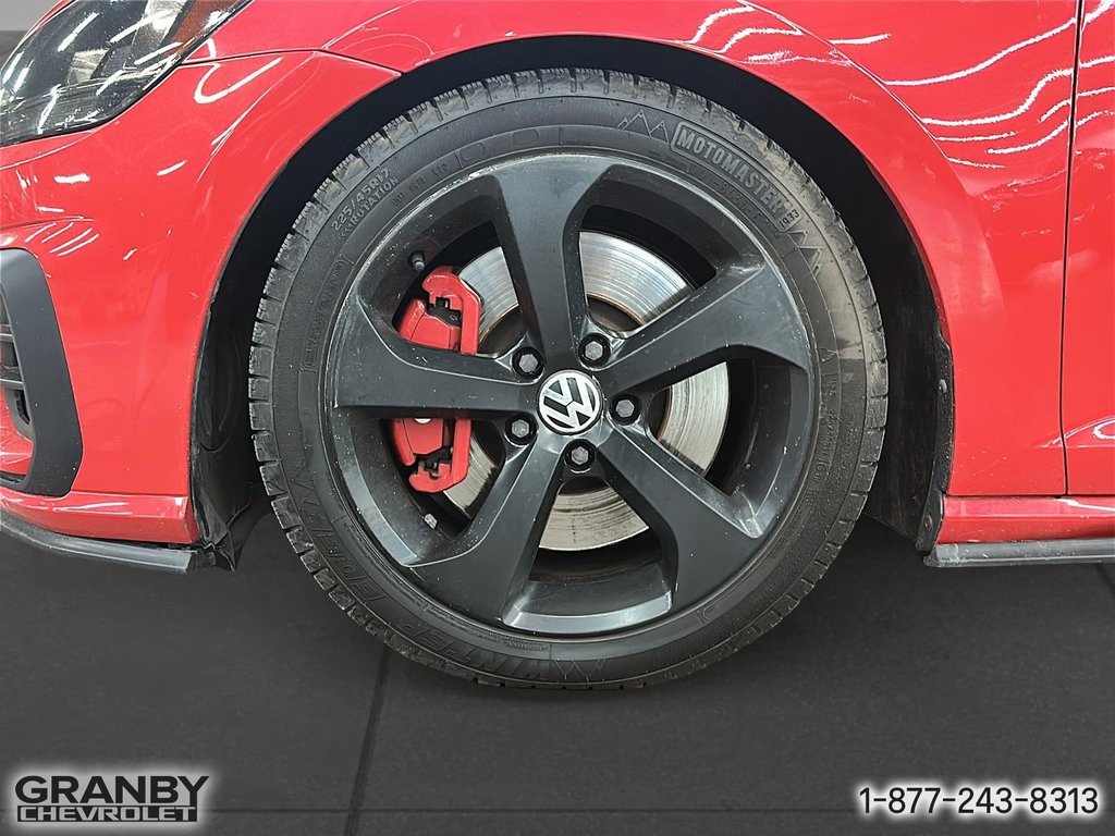 2018 Volkswagen Golf GTI in Granby, Quebec - 10 - w1024h768px