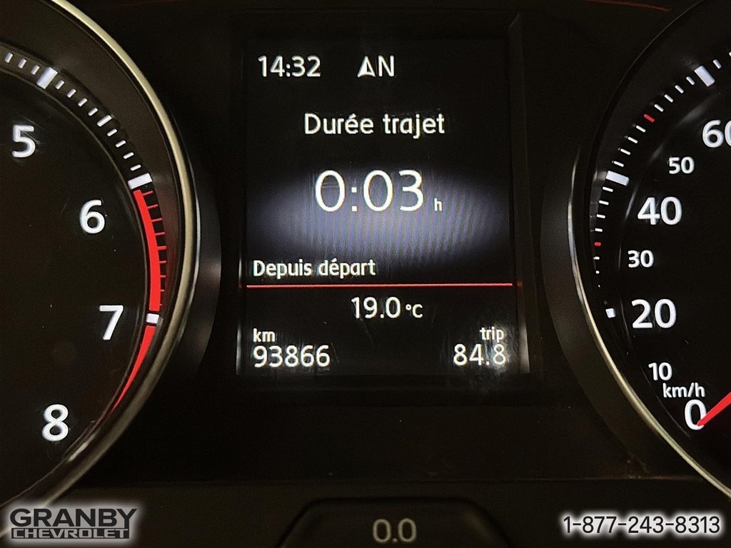2018 Volkswagen Golf GTI in Granby, Quebec - 16 - w1024h768px