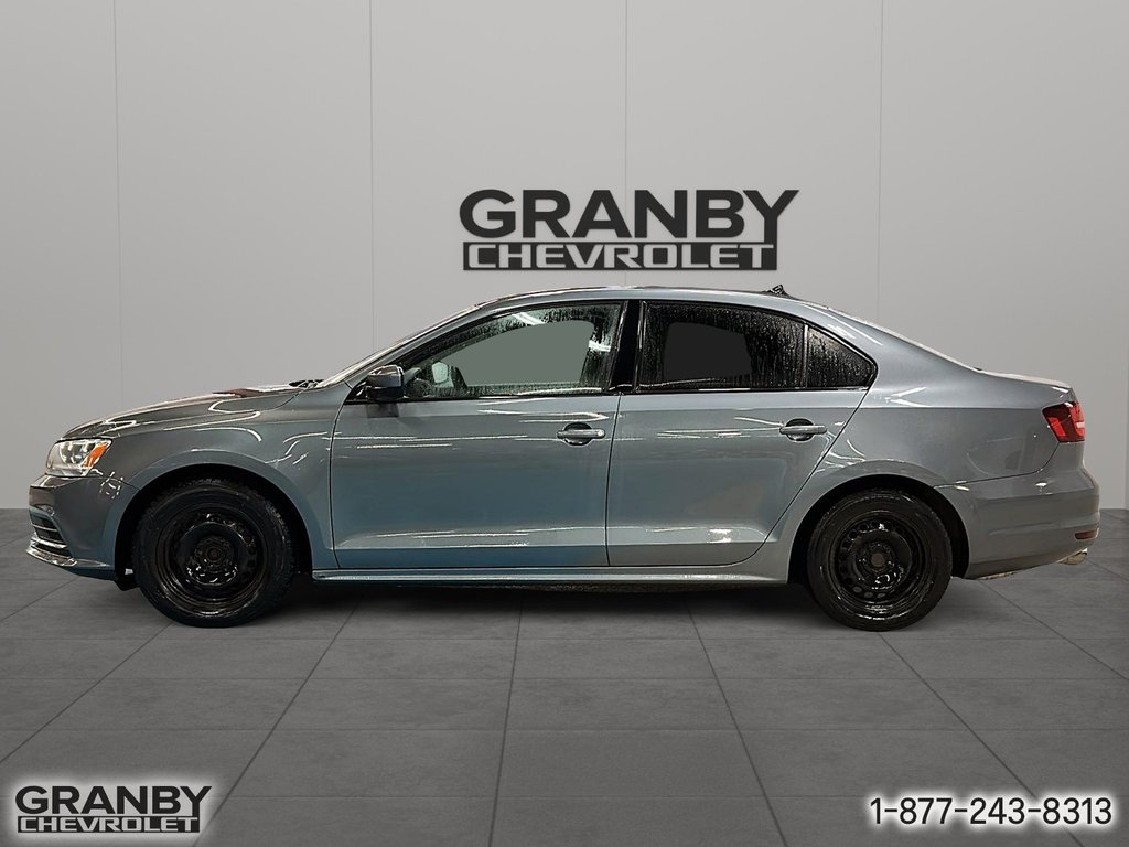 2017 Volkswagen Jetta Sedan Trendline + vendu tel quel sans garanties in Granby, Quebec - 8 - w1024h768px