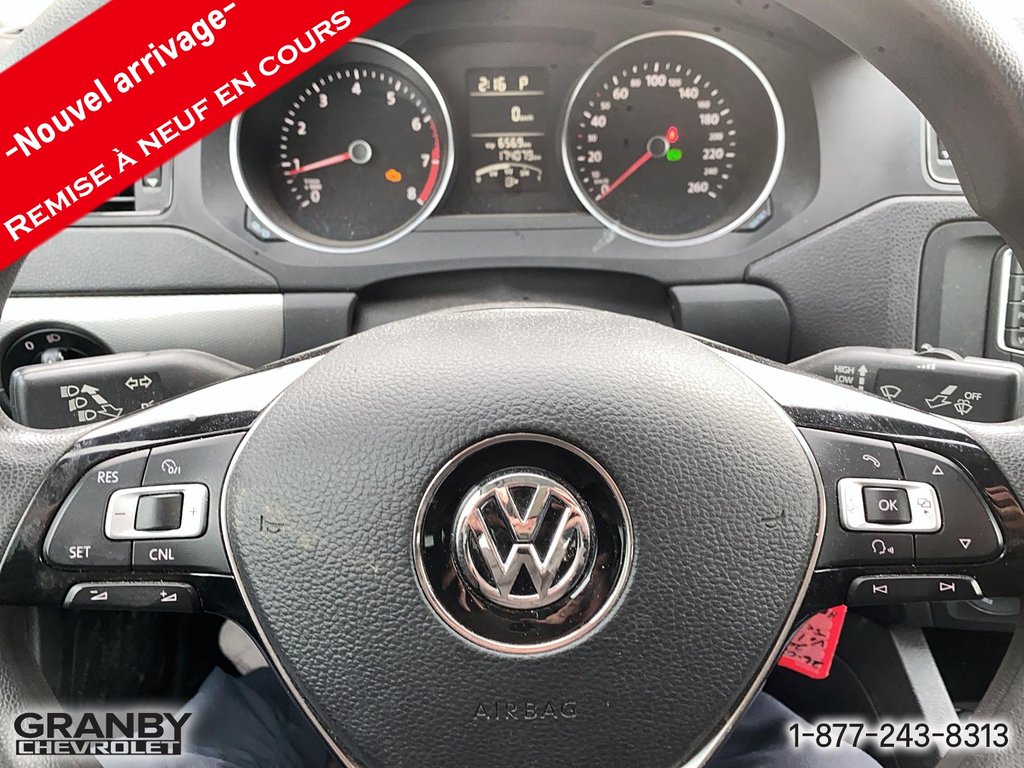 2017 Volkswagen Jetta Sedan in Granby, Quebec - 11 - w1024h768px
