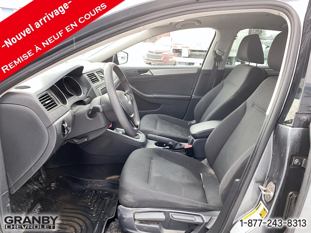 2017 Volkswagen Jetta Sedan in Granby, Quebec - 10 - w1024h768px