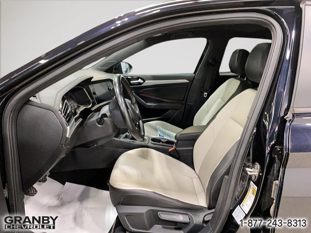 2019 Volkswagen Jetta Highline manuelle in Granby, Quebec - 12 - w1024h768px