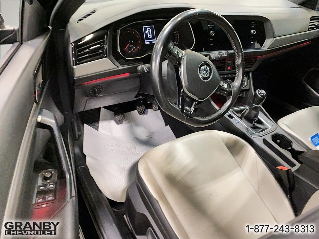 2019 Volkswagen Jetta Highline manuelle in Granby, Quebec - 14 - w1024h768px