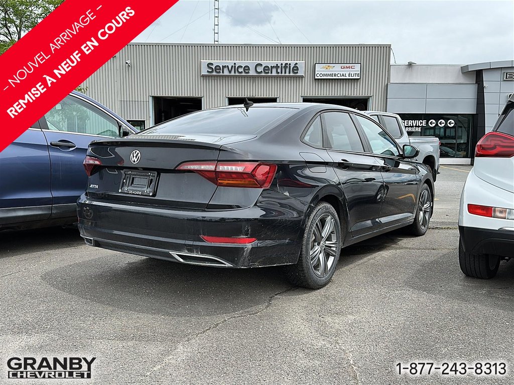 Volkswagen Jetta Highline manuelle 2019 à Granby, Québec - 2 - w1024h768px