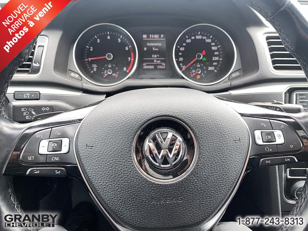 2016 Volkswagen Passat in Granby, Quebec - 8 - w1024h768px