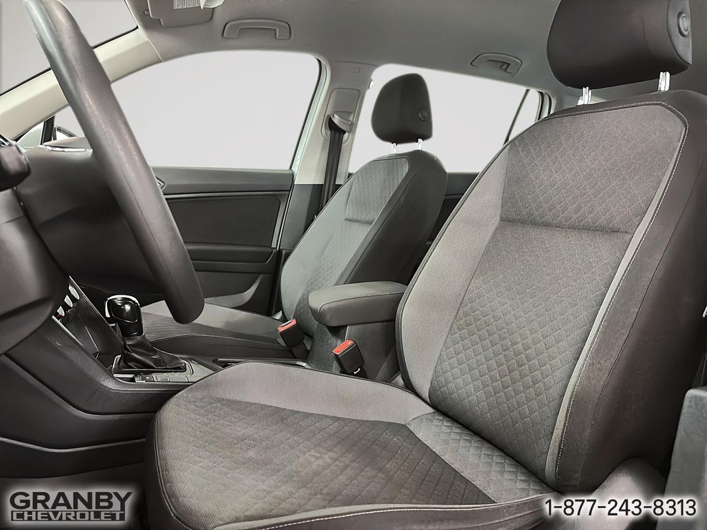 2020 Volkswagen Tiguan Trendline in Granby, Quebec - 11 - w1024h768px