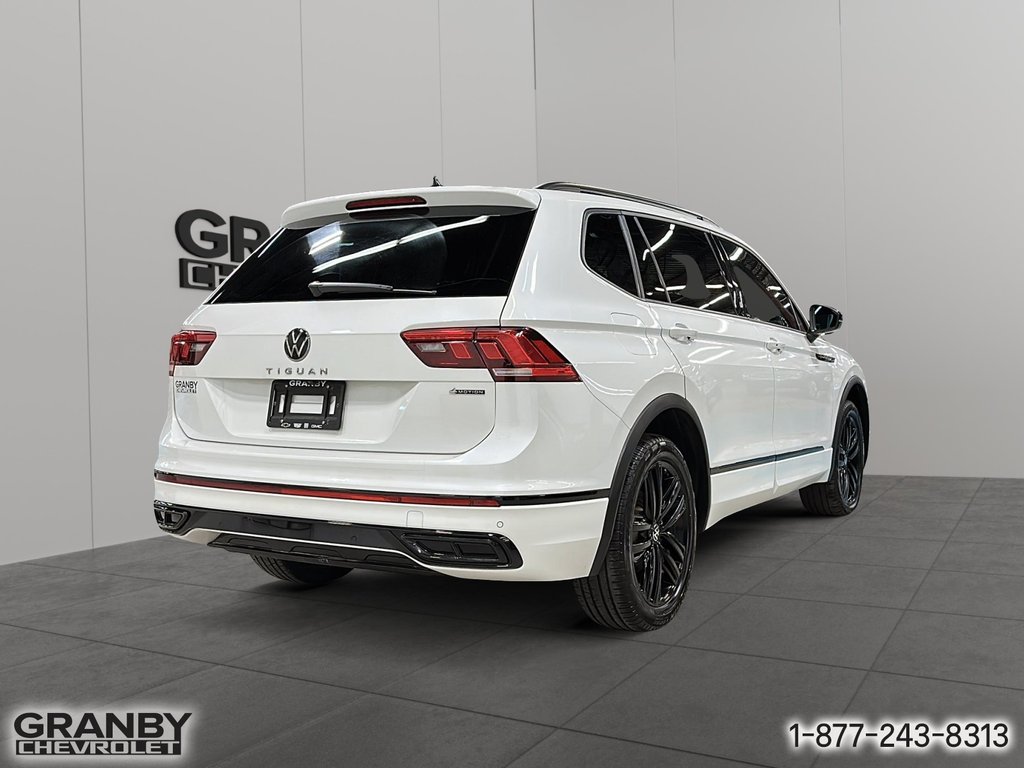 Volkswagen Tiguan Comfortline R-Line Black Edition 2022 à Granby, Québec - 5 - w1024h768px