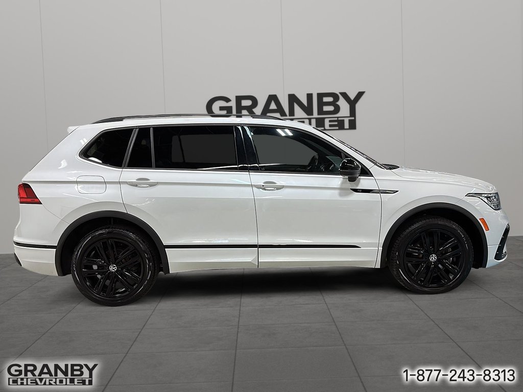 Volkswagen Tiguan Comfortline R-Line Black Edition 2022 à Granby, Québec - 4 - w1024h768px