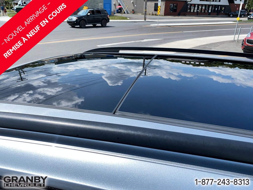 Volkswagen Tiguan Comfortline R-Line Black Edition 2023 à Granby, Québec - 8 - w1024h768px