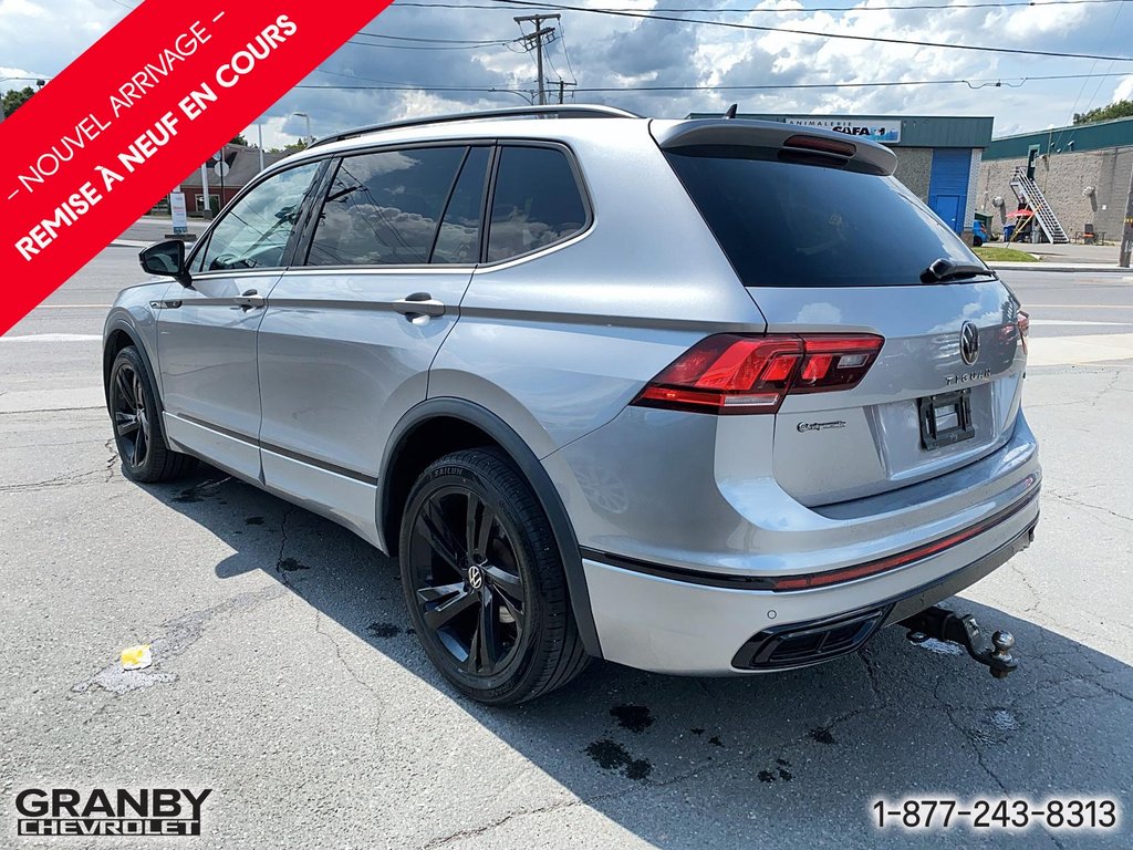 Volkswagen Tiguan Comfortline R-Line Black Edition 2023 à Granby, Québec - 7 - w1024h768px