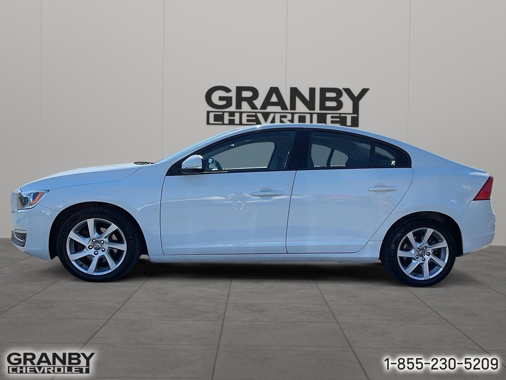 2015 Volvo S60 in Granby, Quebec - 4 - w1024h768px