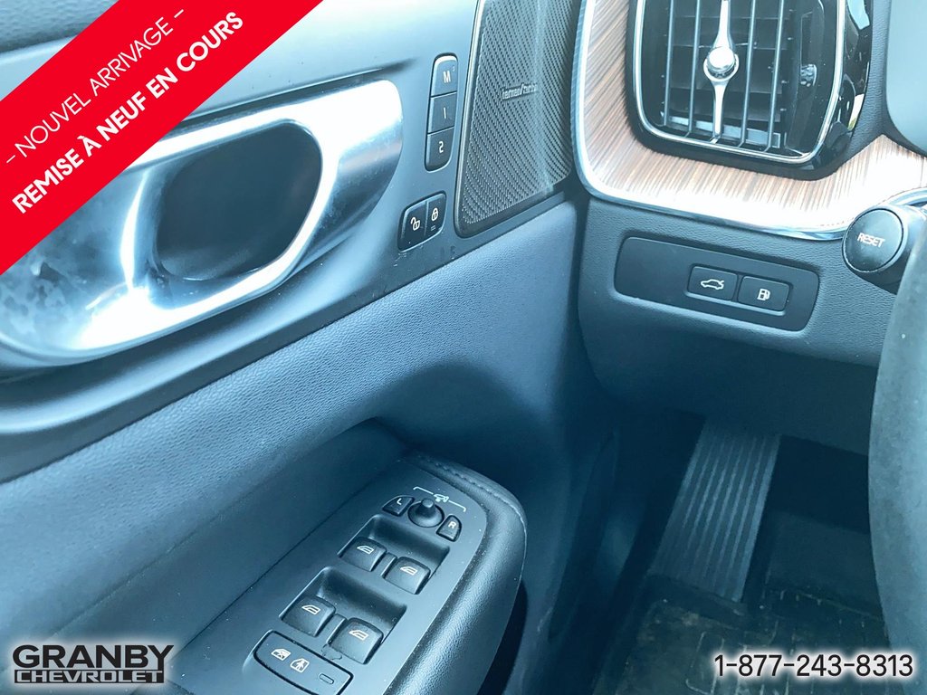 Volvo XC60 Recharge  2024 à Granby, Québec - 13 - w1024h768px