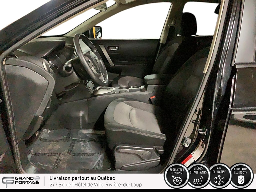 Nissan Rogue SV, CVT à traction intégrale 2012 à Rivière-du-loup, Québec - 12 - w1024h768px