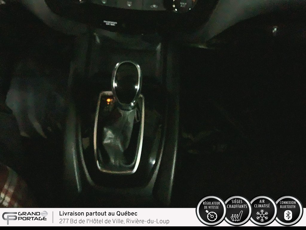 2018 Nissan Rogue SV, CVT à traction intégrale in Rivière-du-loup, Quebec - 19 - w1024h768px