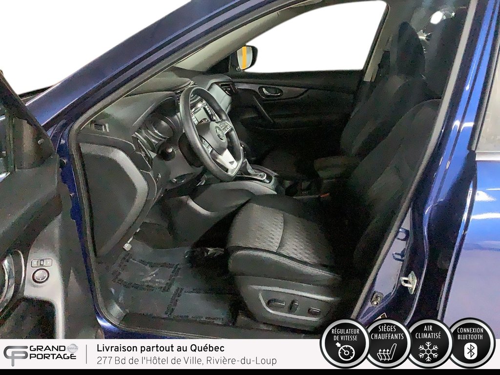 2018 Nissan Rogue SV, CVT à traction intégrale in Rivière-du-loup, Quebec - 12 - w1024h768px