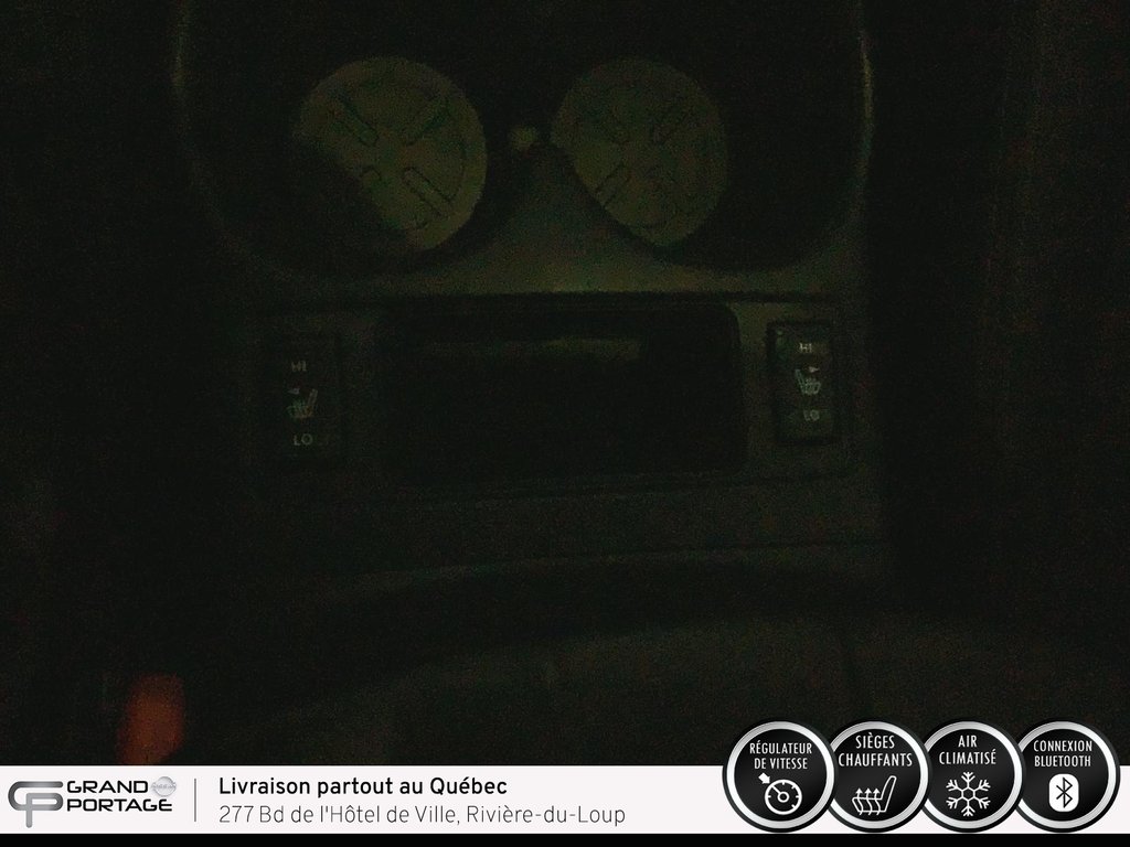 2018 Nissan Rogue SV, CVT à traction intégrale in Rivière-du-loup, Quebec - 20 - w1024h768px
