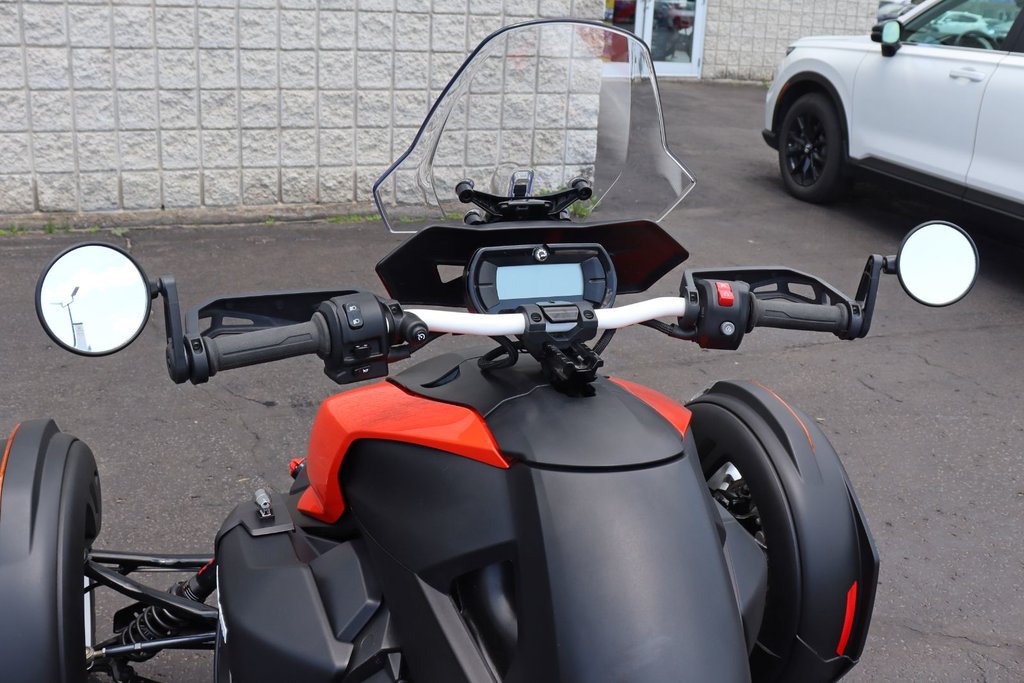 Can-Am RYKER RALLY EDITION  2023 à Sault Ste. Marie, Ontario - 4 - w1024h768px