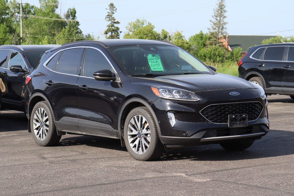 2020 Ford Escape Titanium in Sault Ste. Marie, Ontario - 3 - w1024h768px