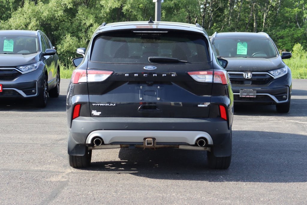 2020 Ford Escape Titanium in Sault Ste. Marie, Ontario - 5 - w1024h768px