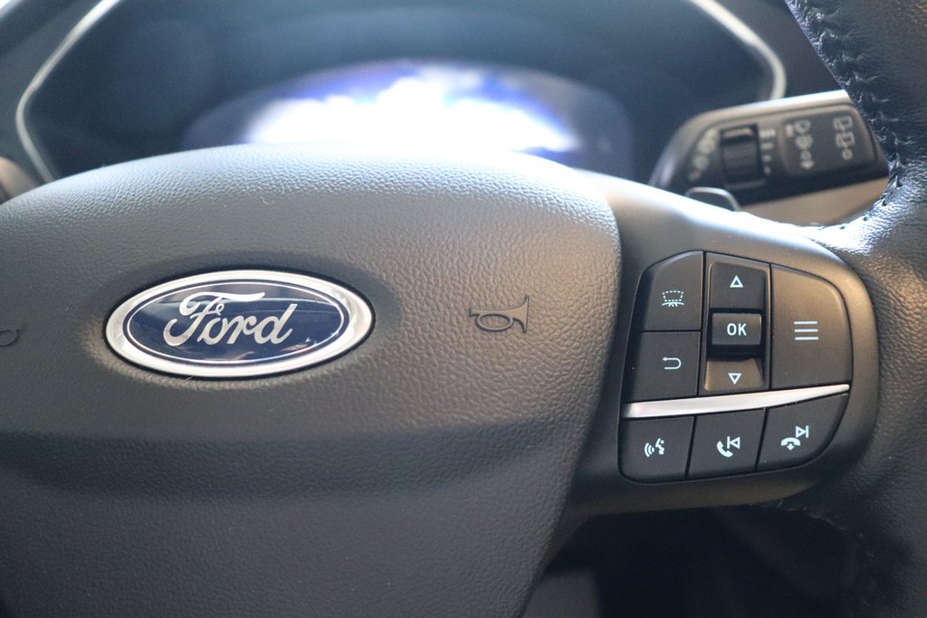2020 Ford Escape Titanium in Sault Ste. Marie, Ontario - 15 - w1024h768px