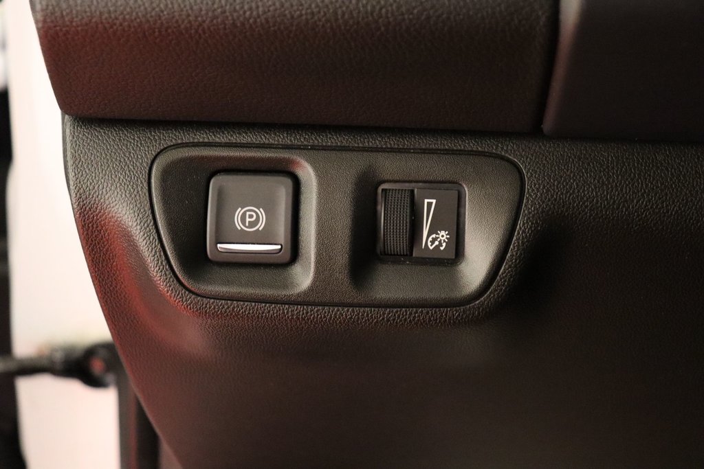 2022 GMC Acadia SLT in Sault Ste. Marie, Ontario - 13 - w1024h768px