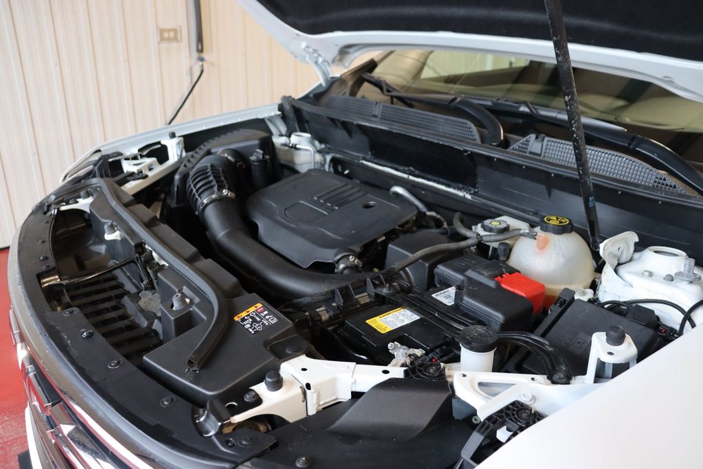 2022 GMC Acadia SLT in Sault Ste. Marie, Ontario - 20 - w1024h768px