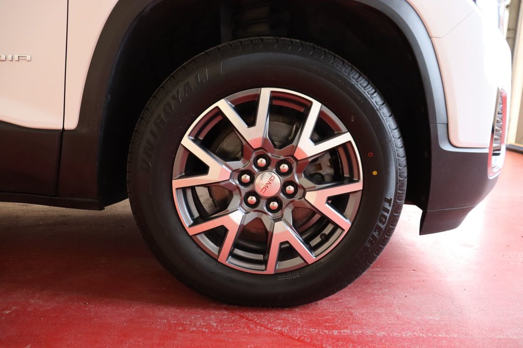 2022 GMC Acadia SLT in Sault Ste. Marie, Ontario - 24 - w1024h768px