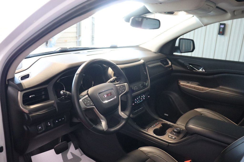 2023 GMC Acadia Denali in Sault Ste. Marie, Ontario - 15 - w1024h768px