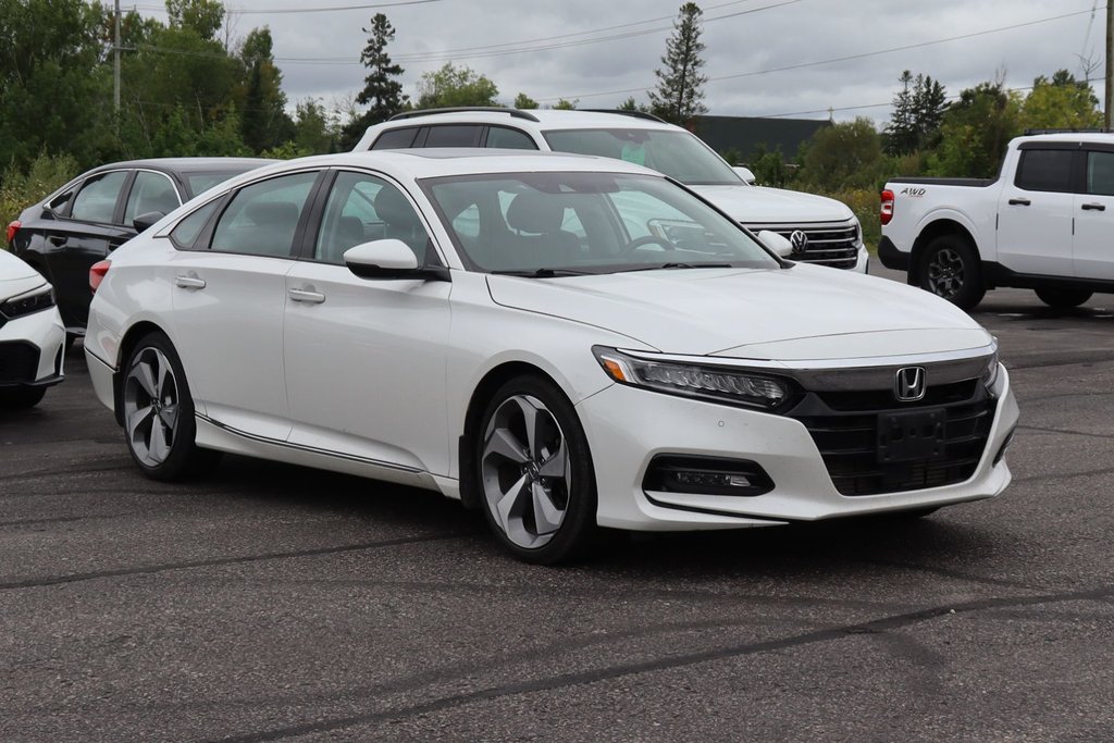Honda Accord Sedan Touring 2018 à Sault Ste. Marie, Ontario - 3 - w1024h768px