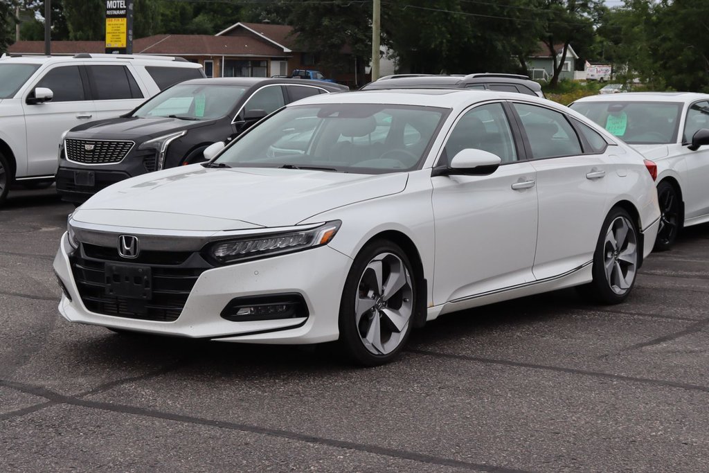 Honda Accord Sedan Touring 2018 à Sault Ste. Marie, Ontario - 1 - w1024h768px