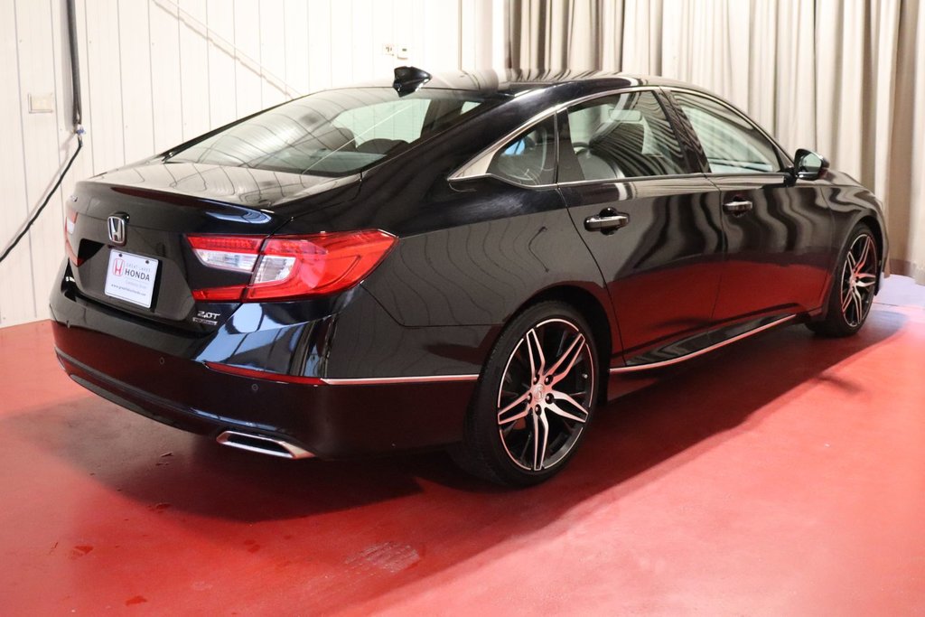 2021 Honda Accord Sedan Touring 2.0 in Sault Ste. Marie, Ontario - 4 - w1024h768px