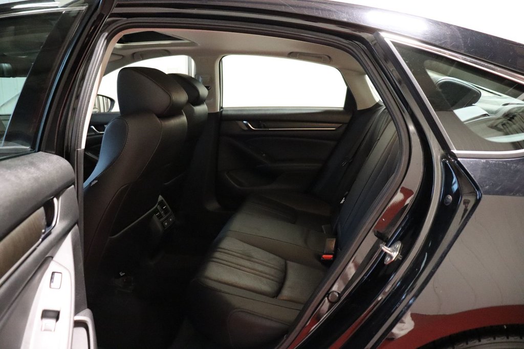 2021 Honda Accord Sedan Touring 2.0 in Sault Ste. Marie, Ontario - 12 - w1024h768px