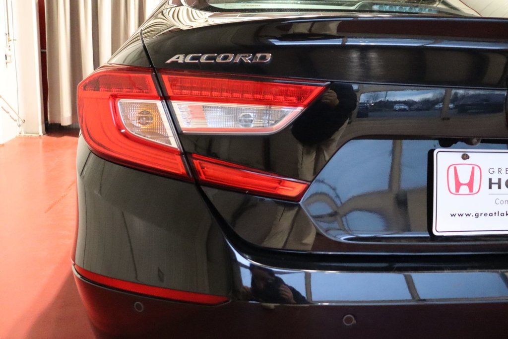 2021 Honda Accord Sedan Touring 2.0 in Sault Ste. Marie, Ontario - 10 - w1024h768px