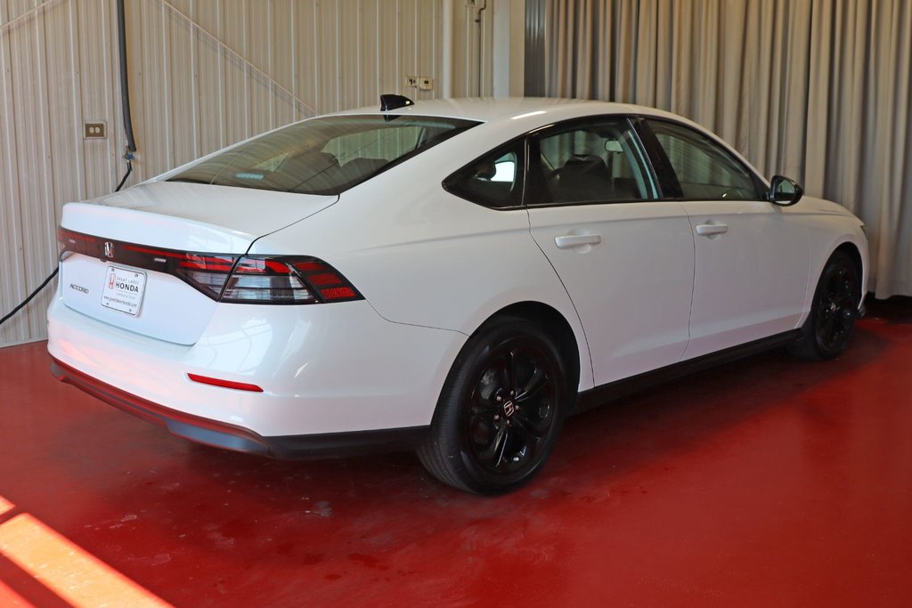 Honda Accord Sedan SE 2025 à Sault Ste. Marie, Ontario - 4 - w1024h768px