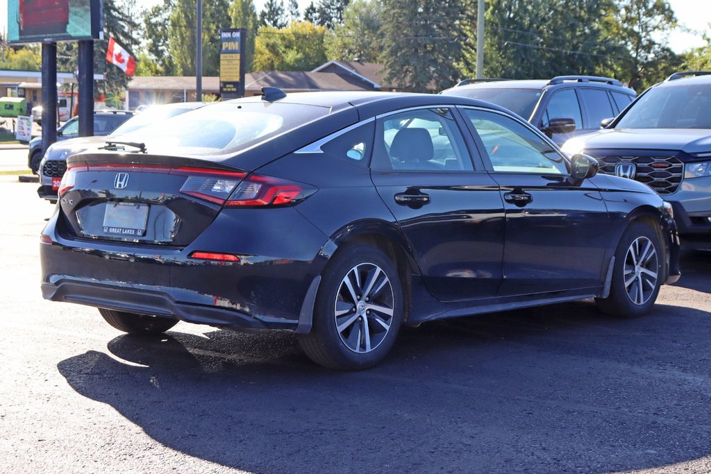 2022 Honda Civic Hatchback LX in Sault Ste. Marie, Ontario - 4 - w1024h768px