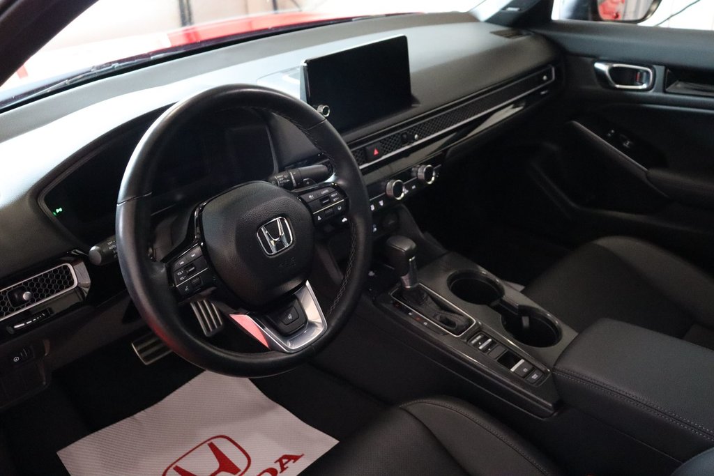 2025 Honda Civic Sedan Hybrid in Sault Ste. Marie, Ontario - 9 - w1024h768px