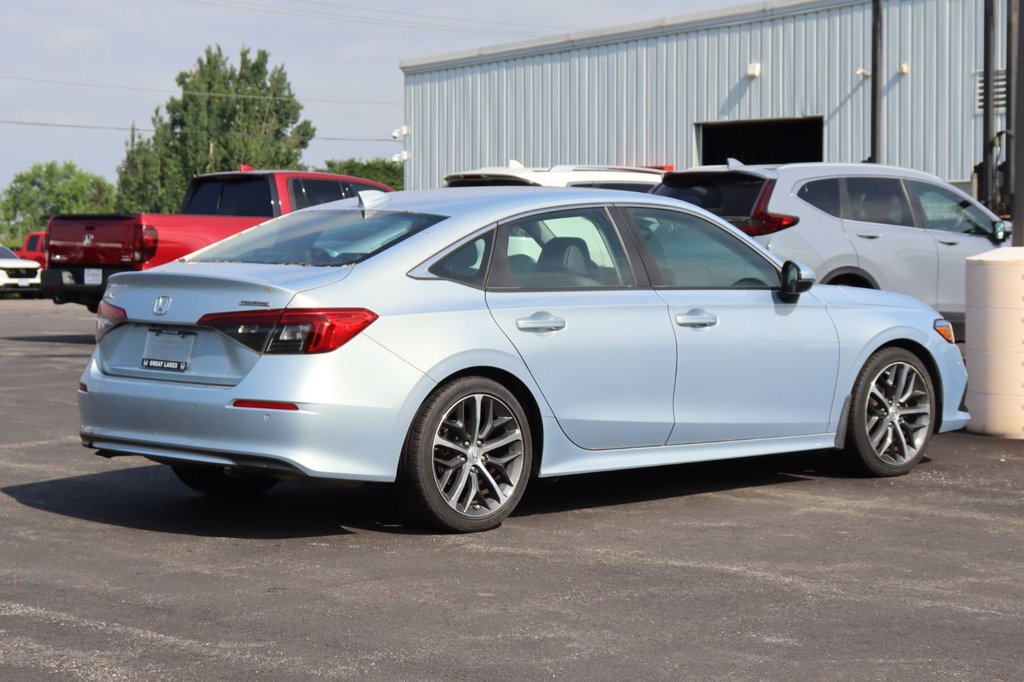 2022 Honda Civic Sedan Touring in Sault Ste. Marie, Ontario - 4 - w1024h768px