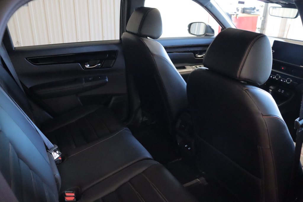 Honda CR-V Hybrid Touring 2023 à Sault Ste. Marie, Ontario - 12 - w1024h768px