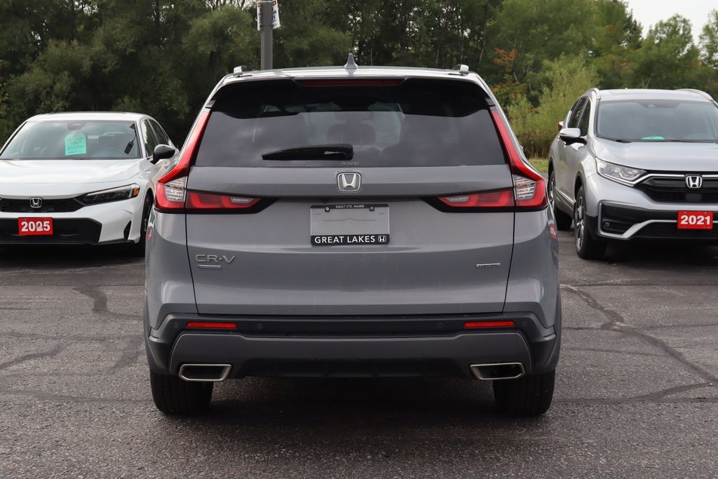 2024 Honda CR-V HYBRID Touring in Sault Ste. Marie, Ontario - 5 - w1024h768px