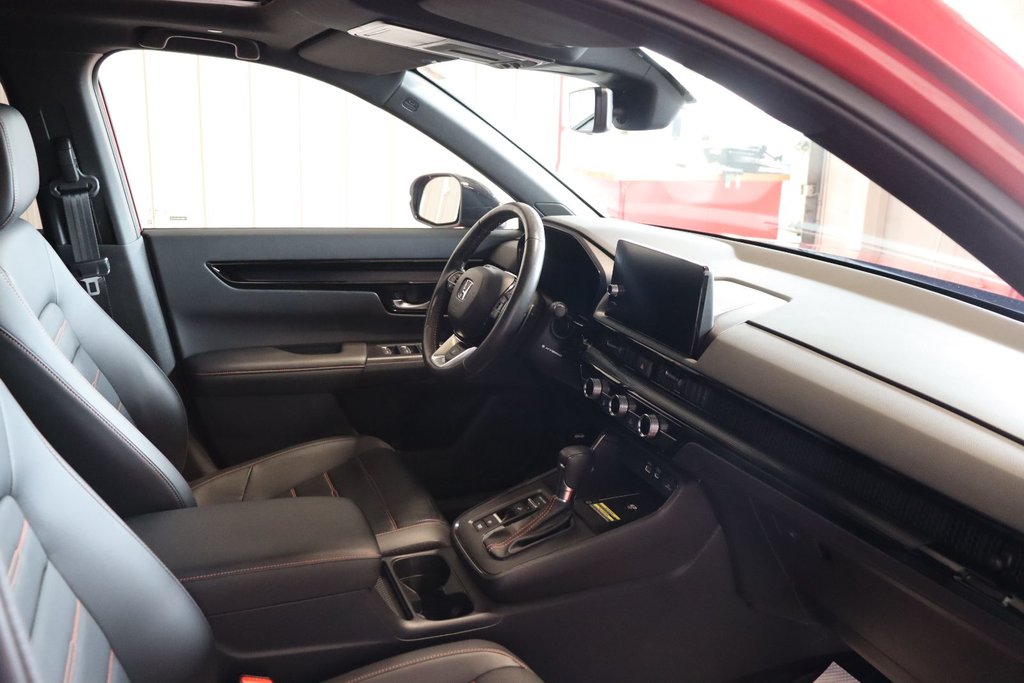 2024 Honda CR-V Hybrid Touring in Sault Ste. Marie, Ontario - 16 - w1024h768px