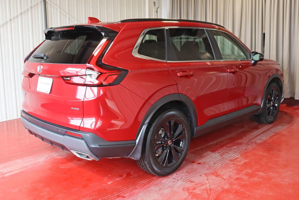 2024 Honda CR-V Hybrid Touring in Sault Ste. Marie, Ontario - 4 - w1024h768px