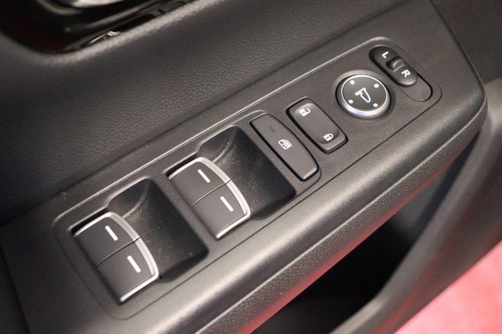 2024 Honda CR-V Hybrid Touring in Sault Ste. Marie, Ontario - 17 - w1024h768px