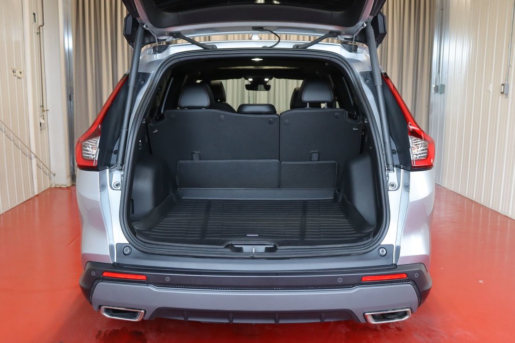 2025 Honda CR-V Hybrid Touring in Sault Ste. Marie, Ontario - 6 - w1024h768px