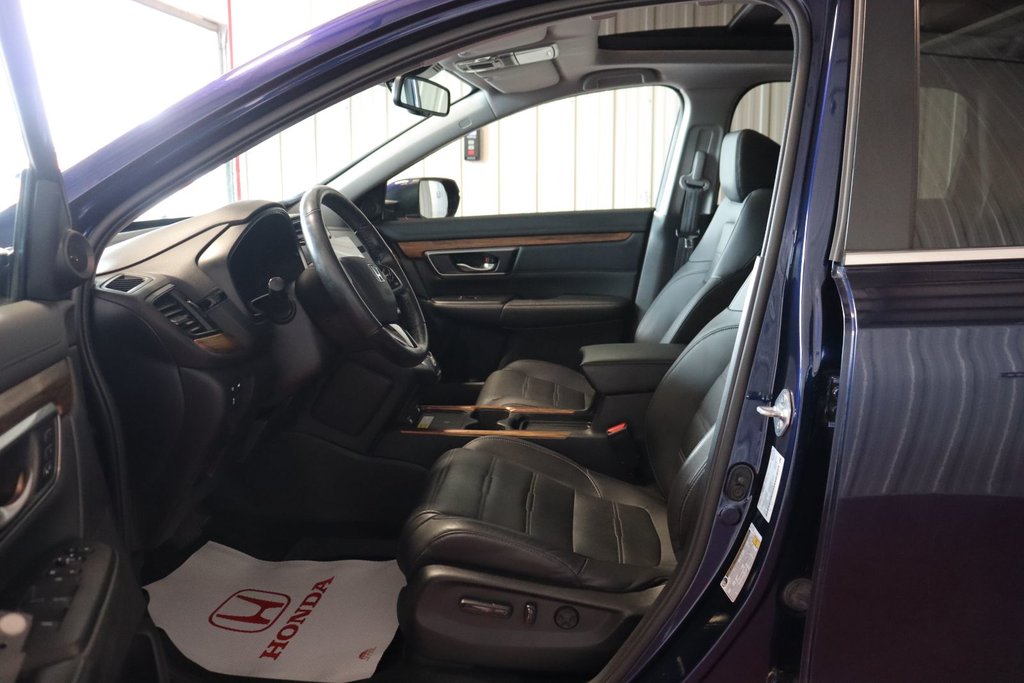 2022 Honda CR-V Touring in Sault Ste. Marie, Ontario - 15 - w1024h768px