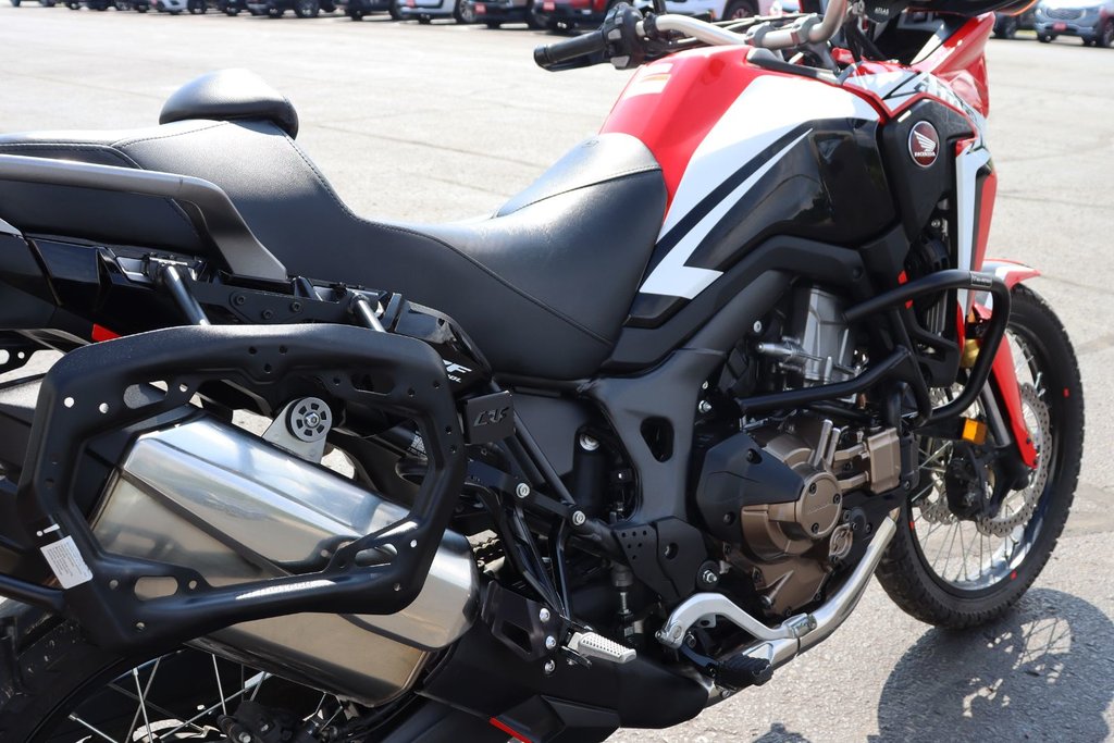 2017 Honda CRF1000 LD AFRICA TWIN in Sault Ste. Marie, Ontario - 7 - w1024h768px