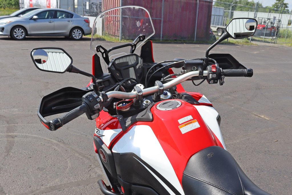 2017 Honda CRF1000 LD AFRICA TWIN in Sault Ste. Marie, Ontario - 4 - w1024h768px