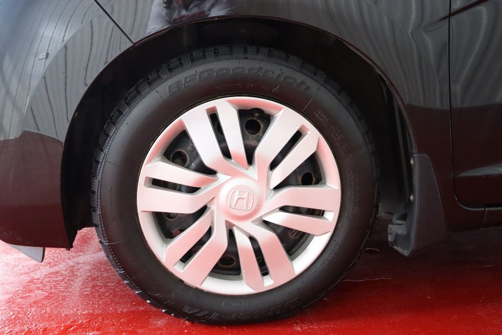 2015 Honda Fit LX in Sault Ste. Marie, Ontario - 33 - w1024h768px