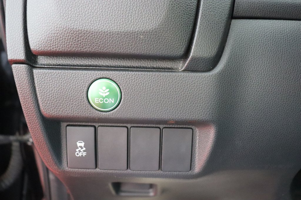 2015 Honda Fit LX in Sault Ste. Marie, Ontario - 20 - w1024h768px